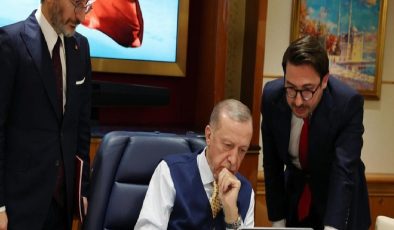 Cumhurbaşkanı Erdoğan, AA’nın ‘Yılın Kareleri’ oylamasında seçimini yaptı